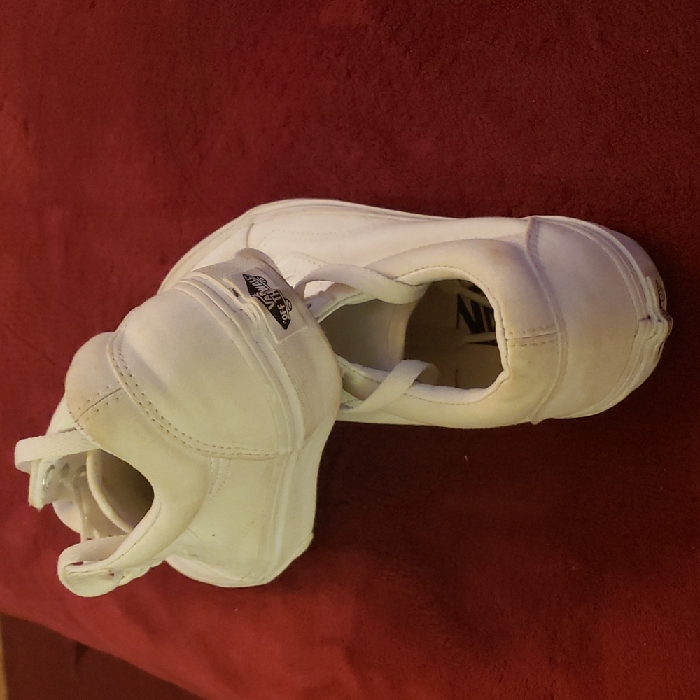 Womens Vans - Picture 2 of 3